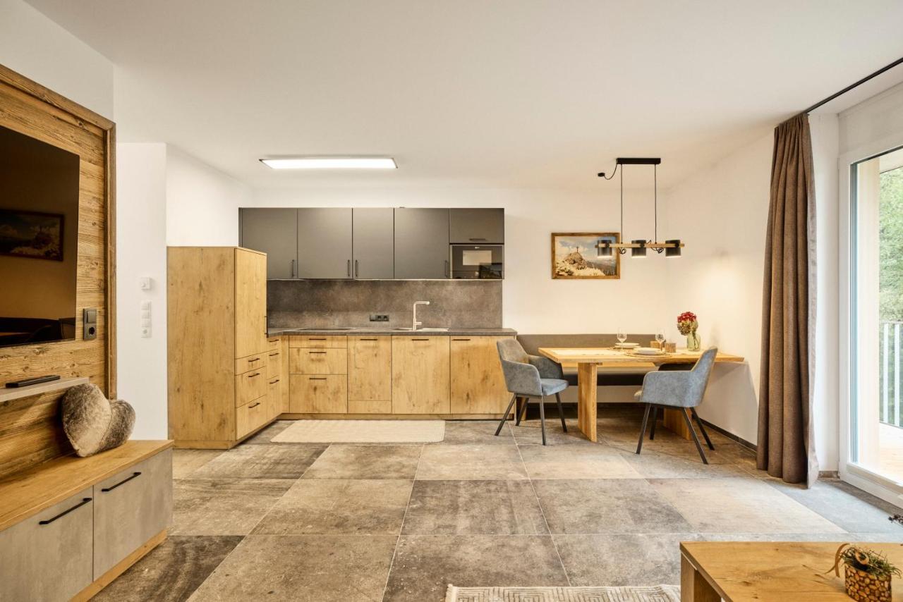 Neues Luxerioes Eingerichtetes Apartment Bock سي المظهر الخارجي الصورة